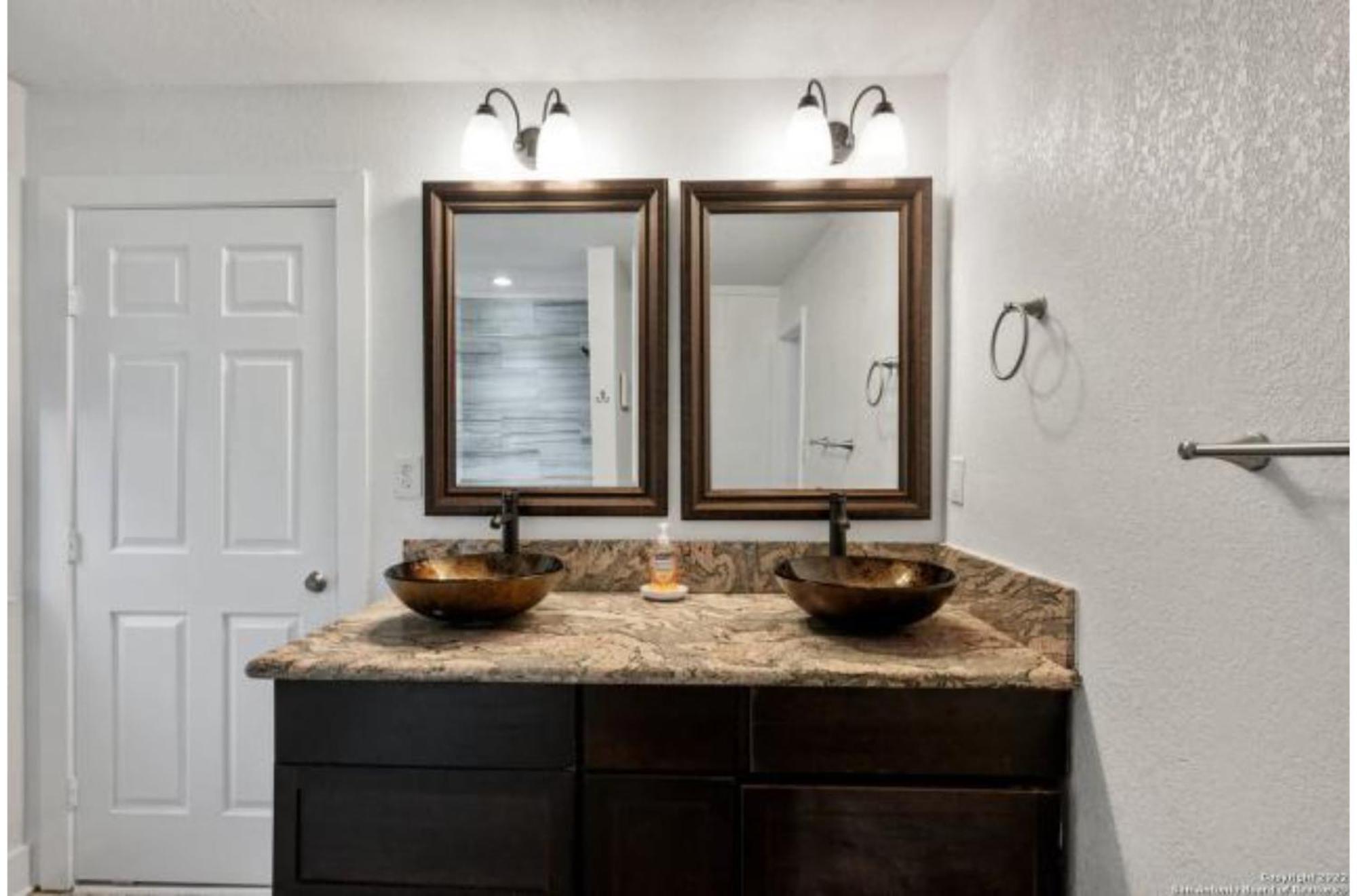 Experience Serenity In A 4Br3Ba Downtown Home San Antonio Ngoại thất bức ảnh