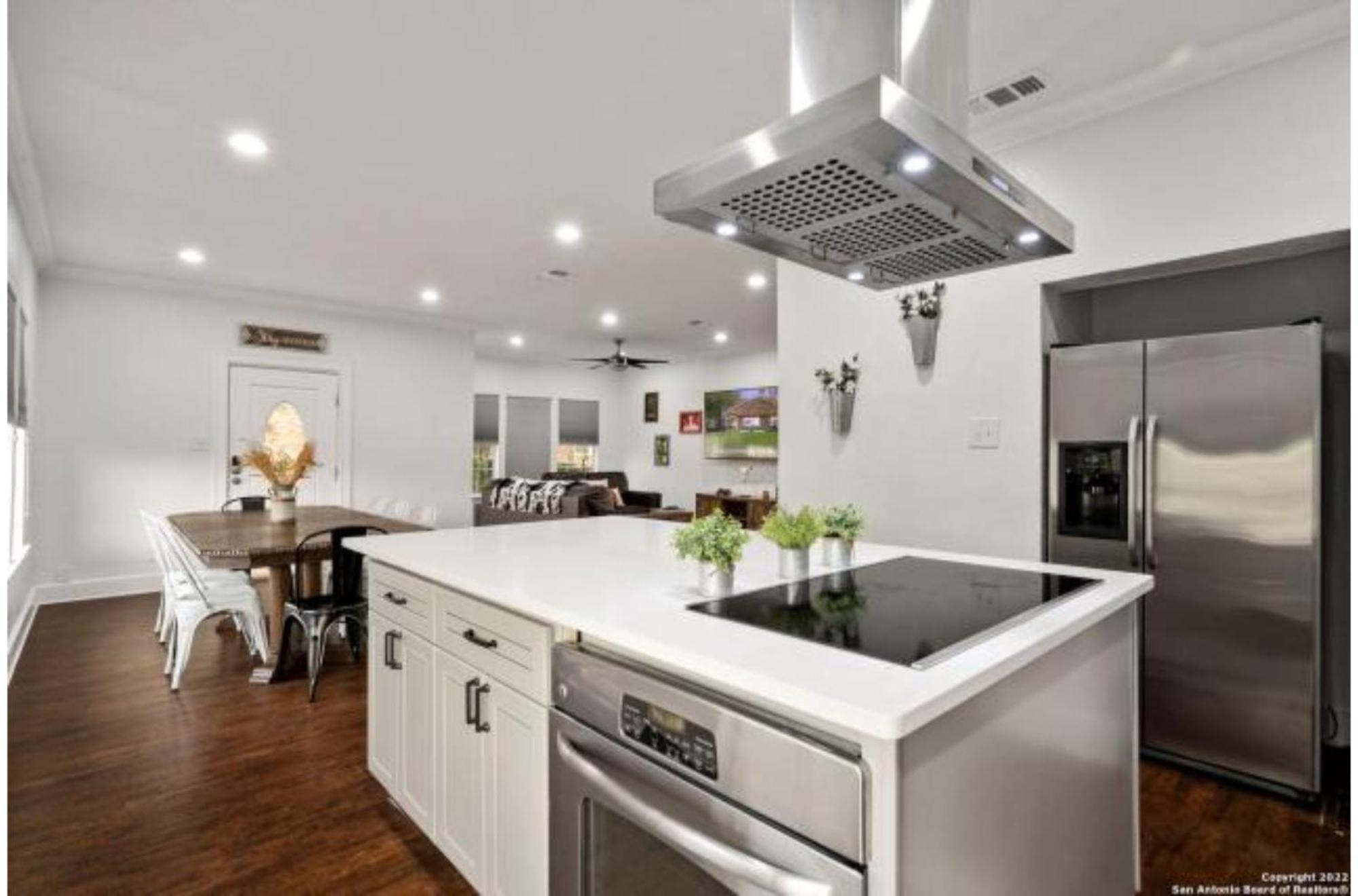 Experience Serenity In A 4Br3Ba Downtown Home San Antonio Ngoại thất bức ảnh